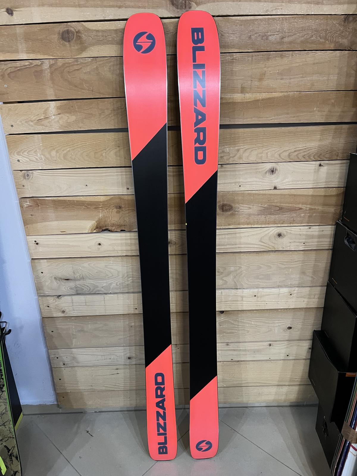 Blizzard Sheeva 10 - Women's Freeride Ski