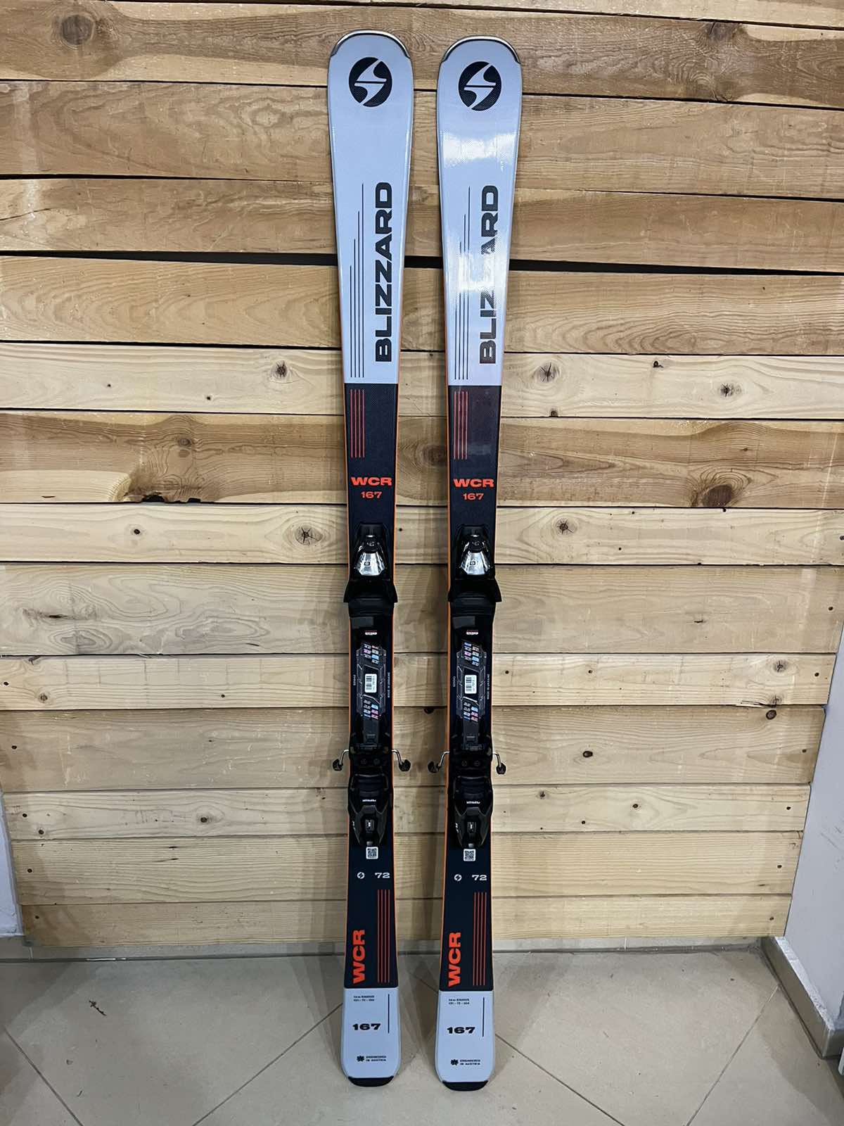 Blizzard WCR 72 - Versatile Alpine Ski with Adjustable Binding