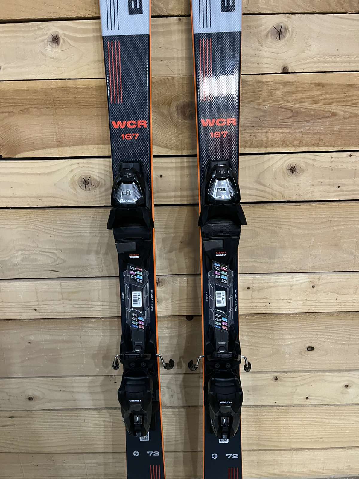 Blizzard WCR 72 - Versatile Alpine Ski with Adjustable Binding