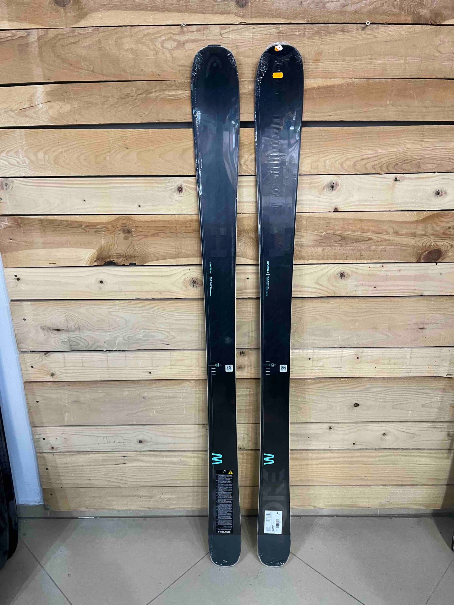 Head Kore 93 W – Lightweight All-Mountain Freeride Ski for Women