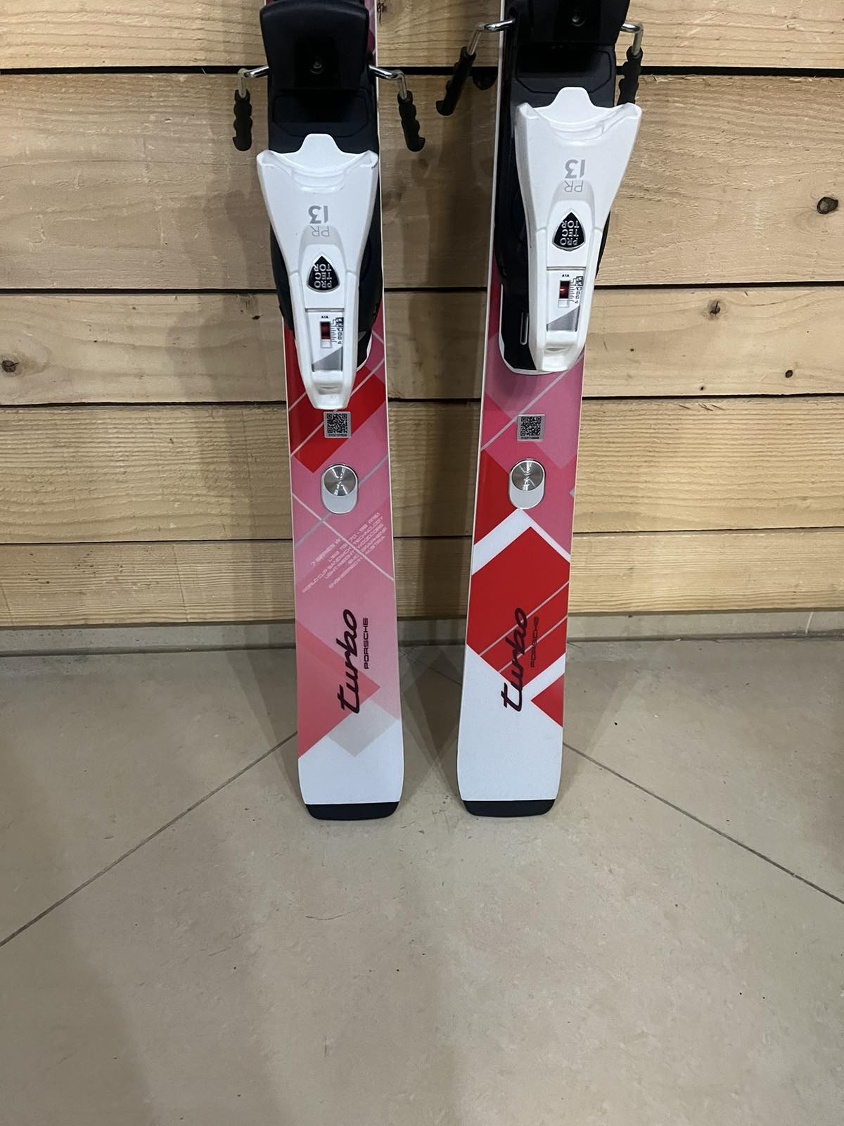 Head Porsche W Series Performance Ski – Precision and Power for Women