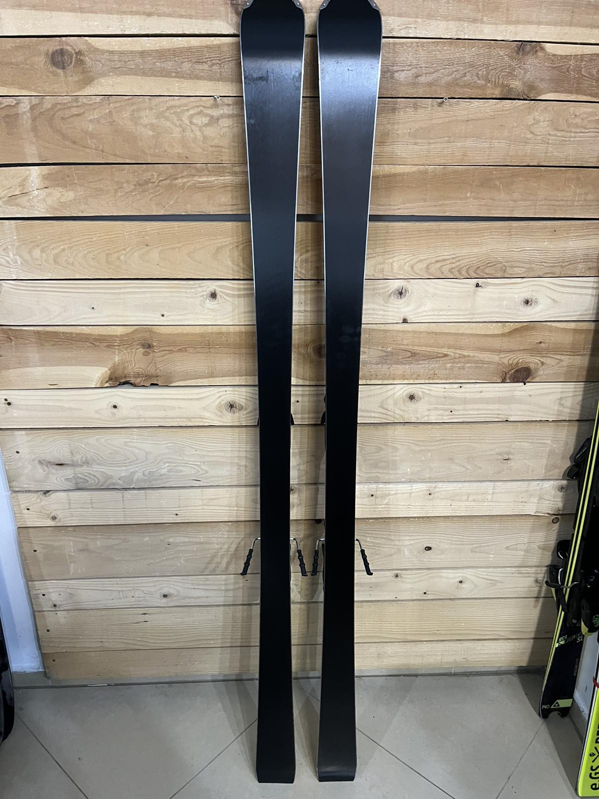 Head Worldcup Rebels e.GSR Ski – Precision Meets Speed for Aspiring Racers