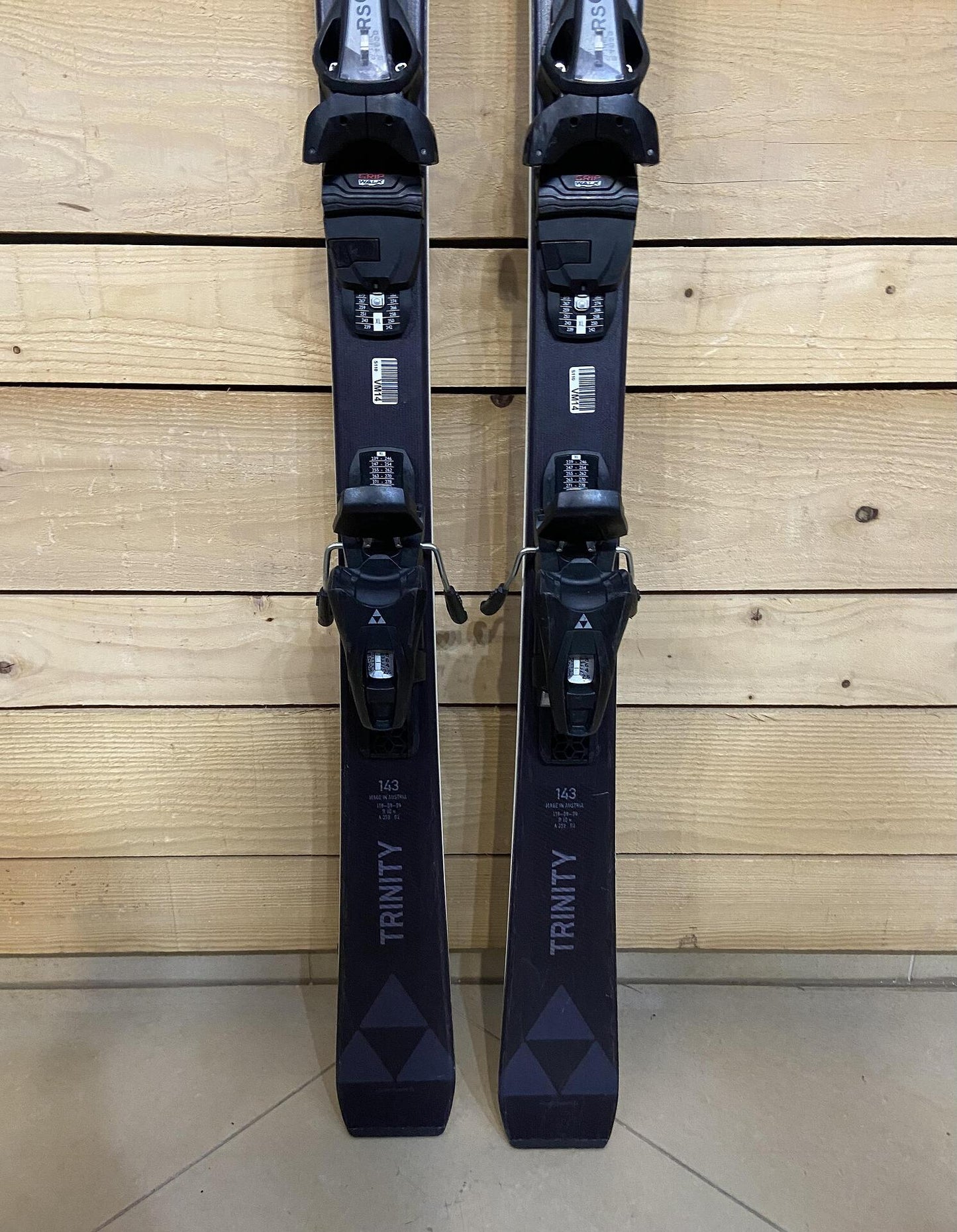 Fischer Trinity Skis - All-Mountain, Intermediate