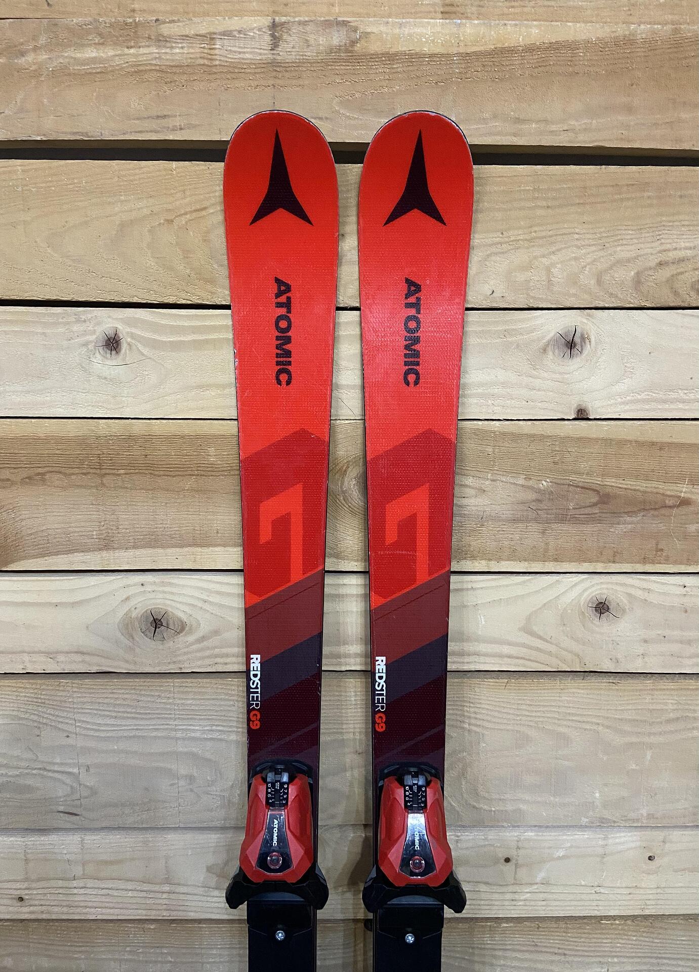 Atomic Redster G9 Junior Ski