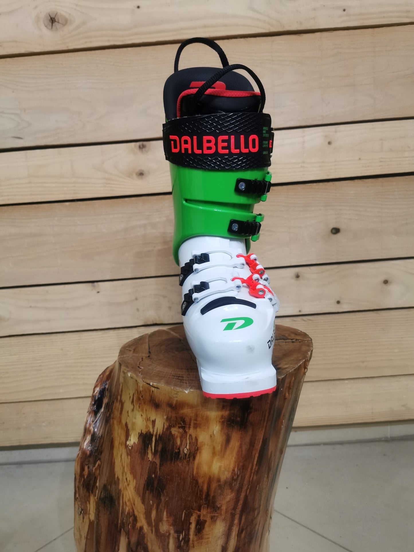 Dalbello DRS WC 500 Ski Boots – Ultimate Racing Precision