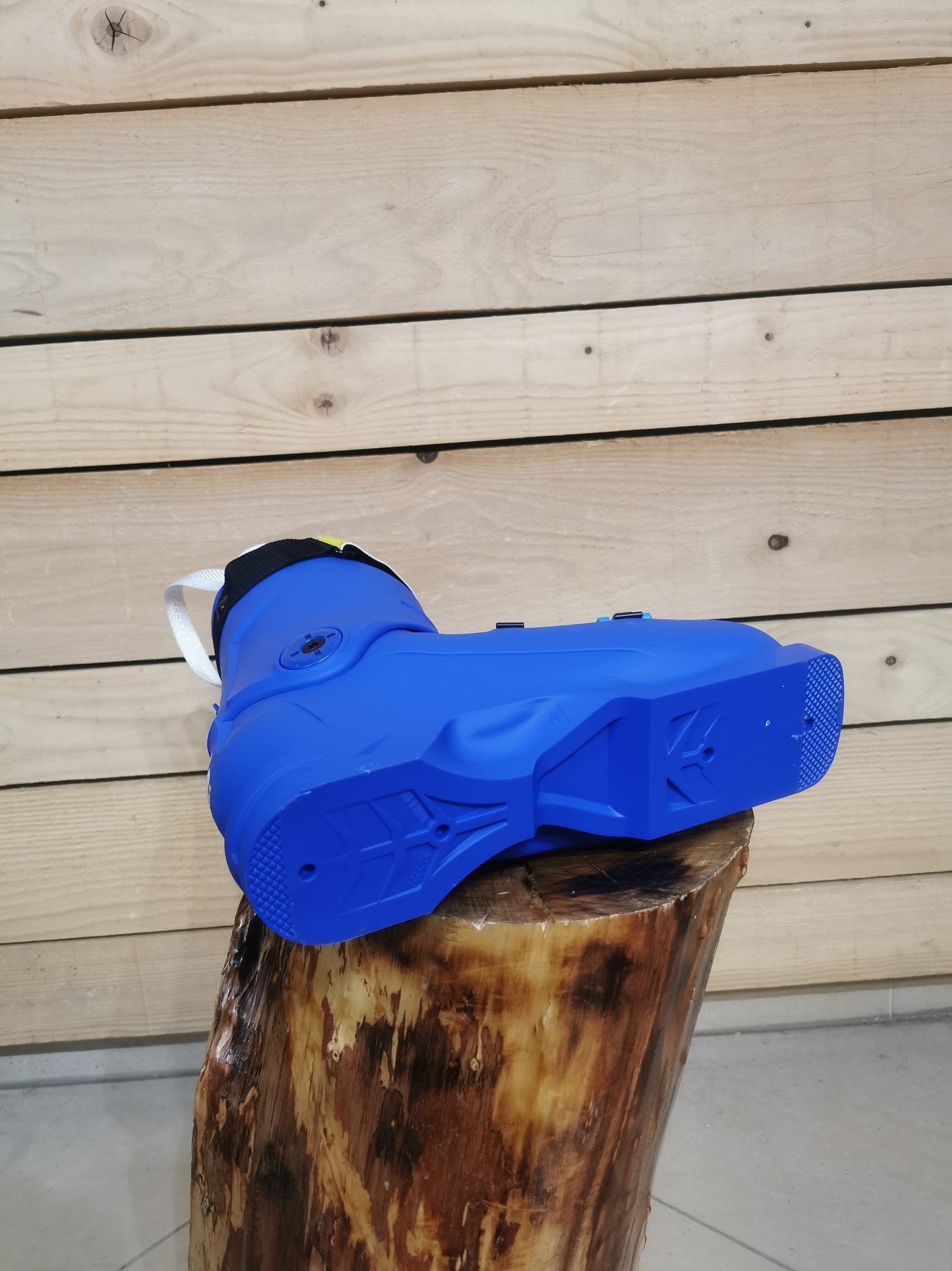 Salomon S/Race 90 Ski Boots – The Ultimate Choice for Precision and Control
