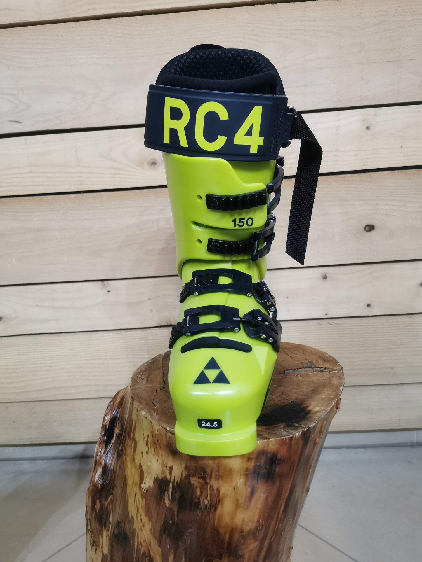 Fischer RC4 Podium 150 Ski Boots – Peak Performance for Racers