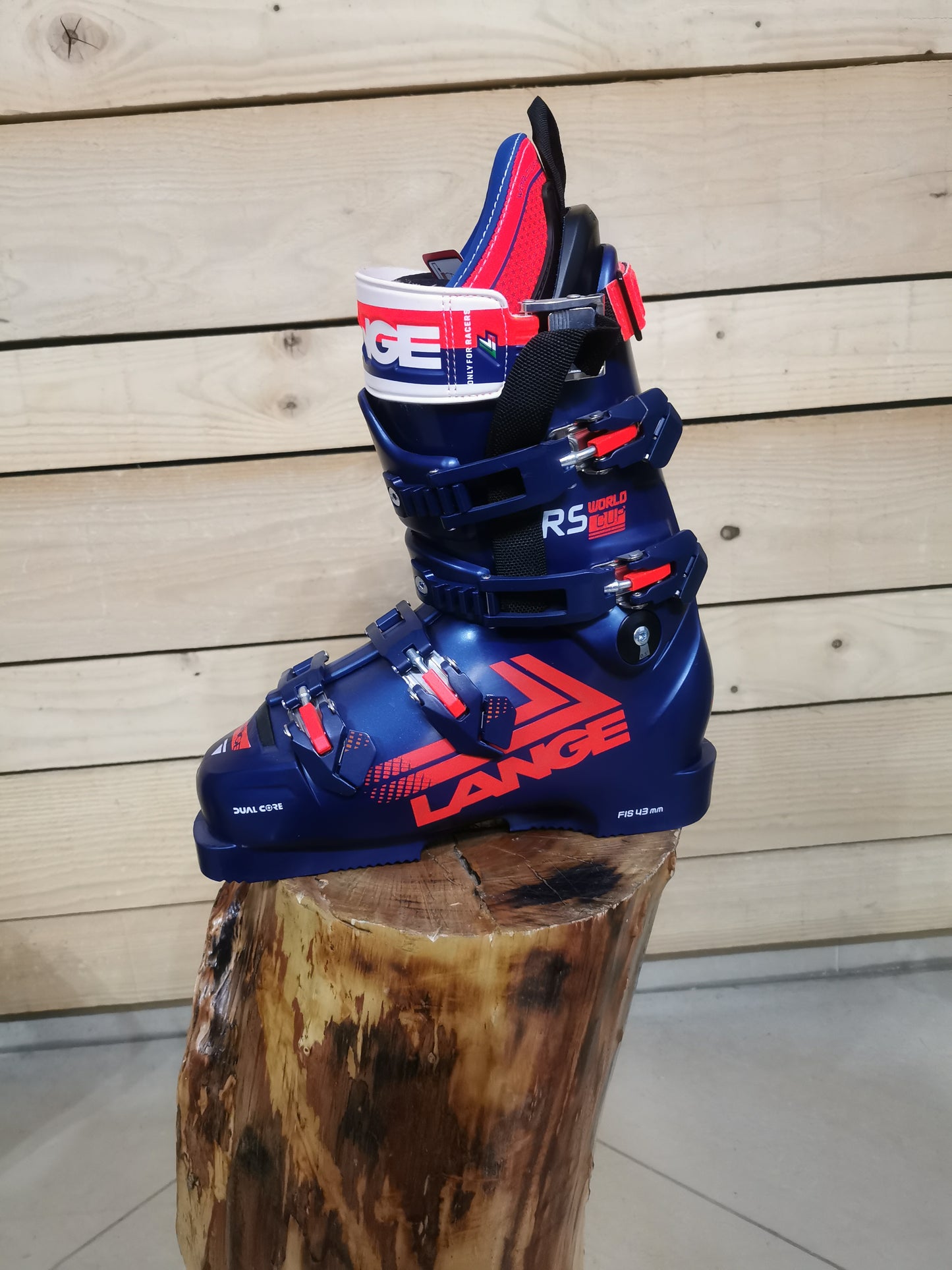 Lange RS World Cup Ski Boots – Ultimate Precision for Racers