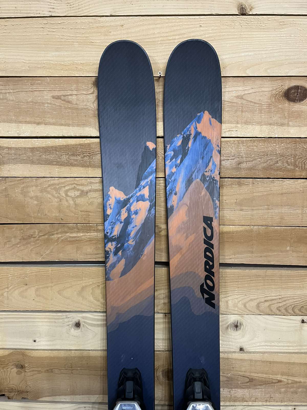 Nordica Enforcer 115 Free - Ski for Deep Powder and Precision Turns