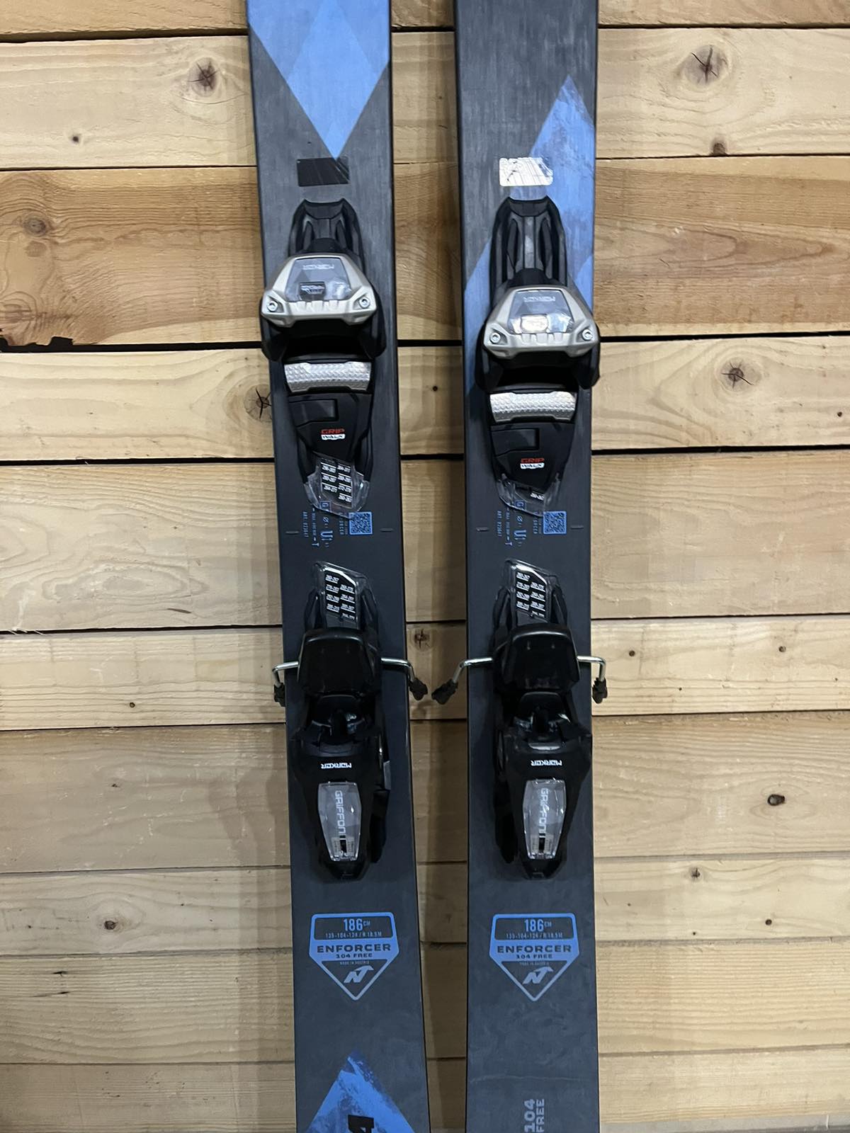 Ski Nordica Enforcer 104 Free - Versatile Freeride Ski