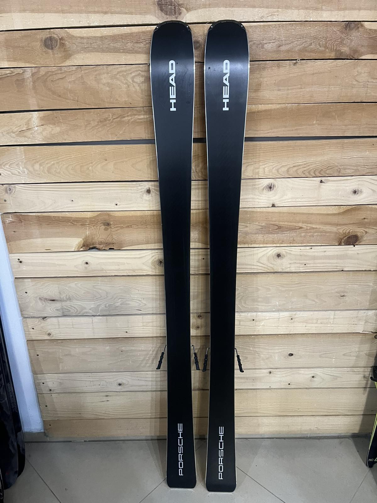 Ski PORSCHE HEAD Serie 8 – Turbo: Power and Precision on Snow