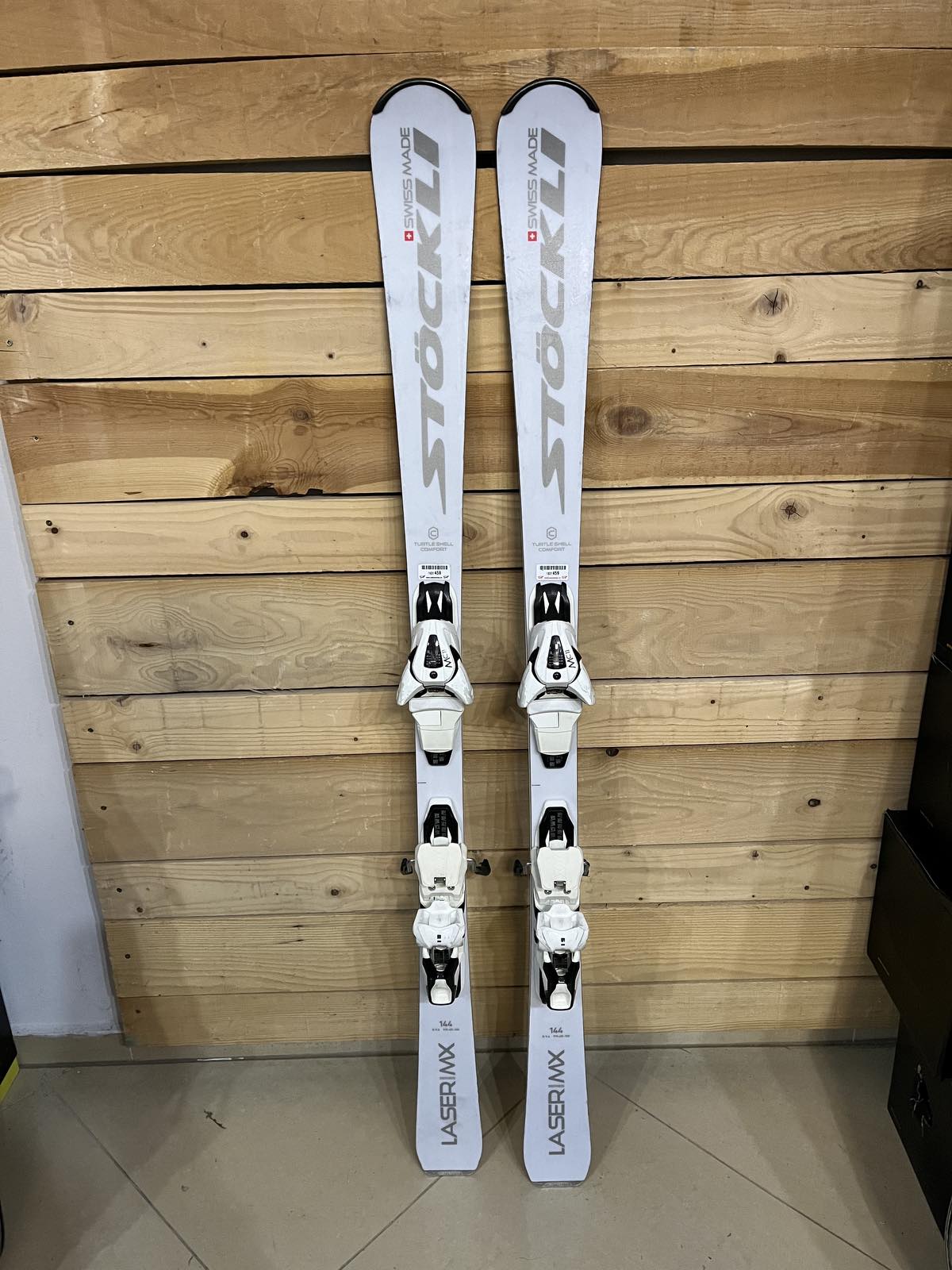 Stockli Laser MX - High-Precision Women's Ski with Light Core