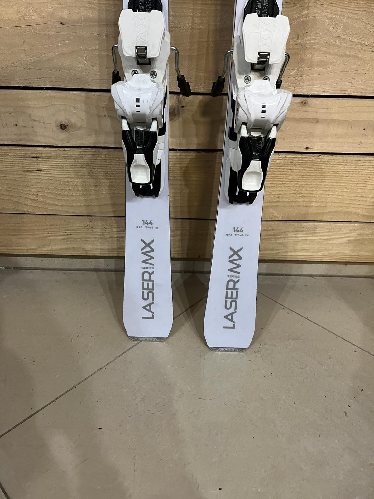 Stockli Laser MX - High-Precision Women's Ski with Light Core