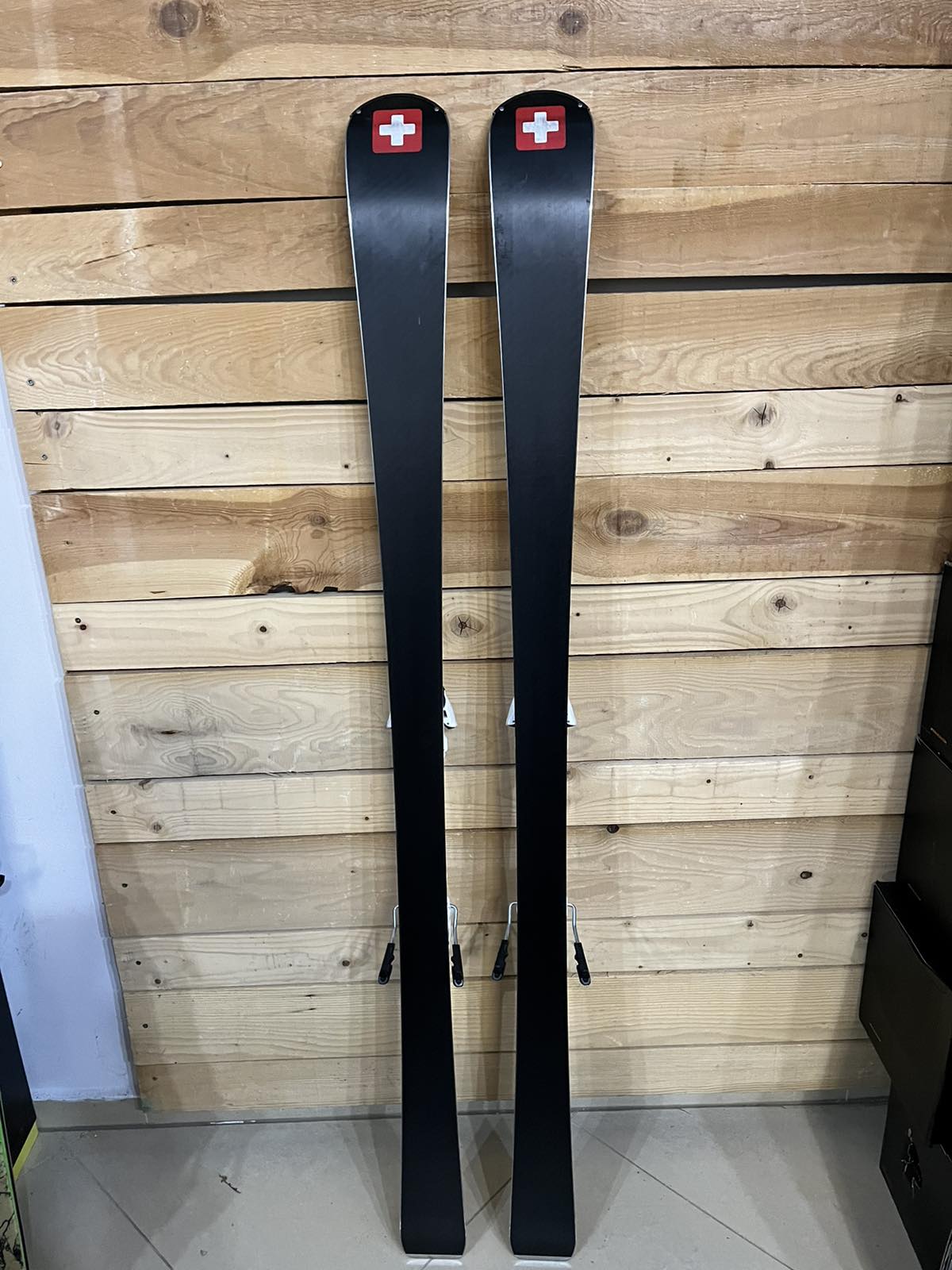 Stockli Laser MX - Women's Ski with Precision & Comfort