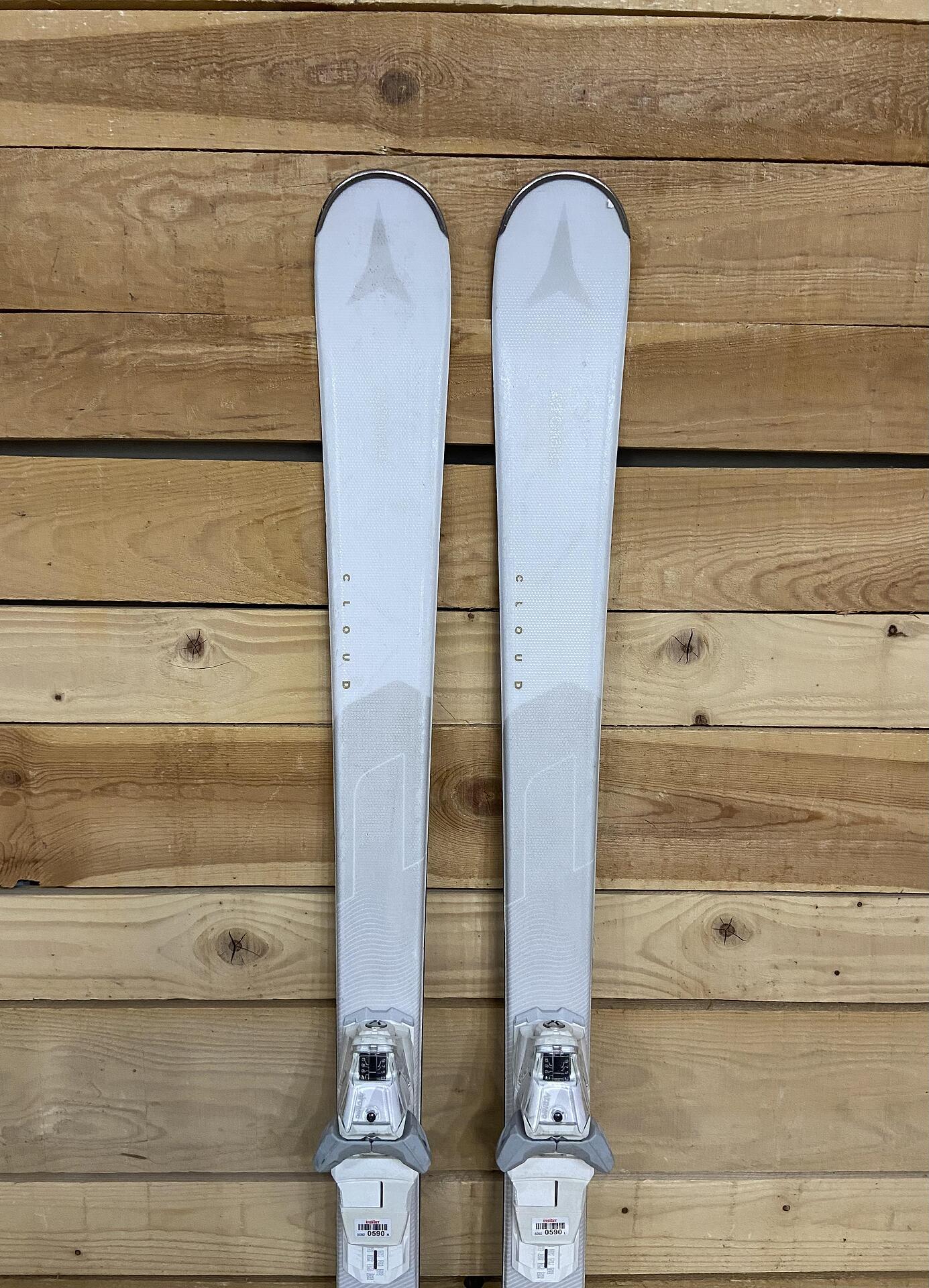 Atomic Cloud C7 - Beginner Skis, 14.1 m Radius