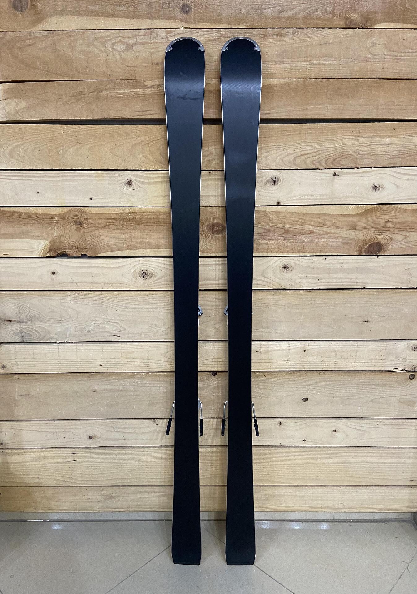 Atomic Cloud C7 - Beginner Skis, 14.1 m Radius