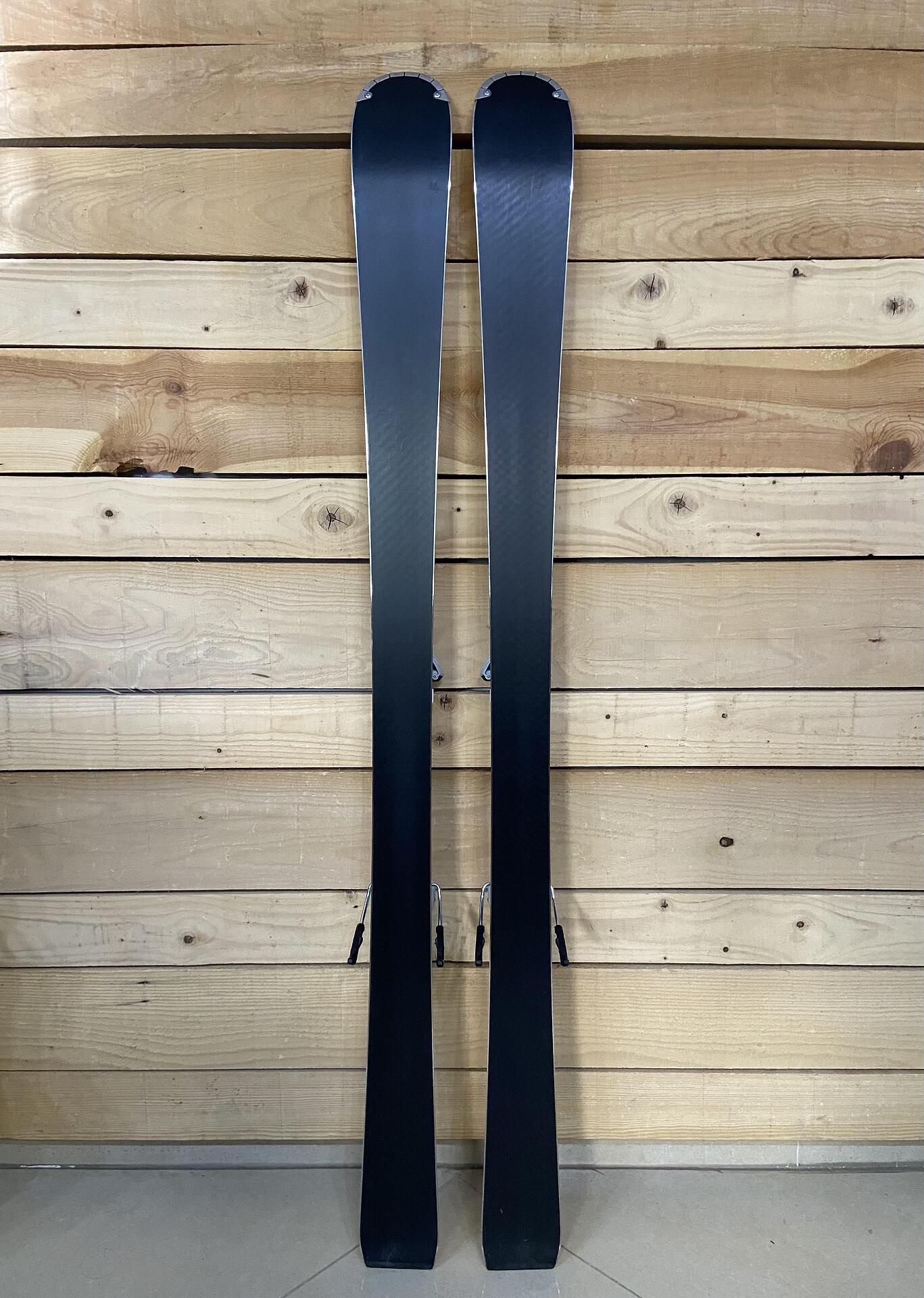 Atomic Cloud C8 - Intermediate Skis, 14.5 m Radius