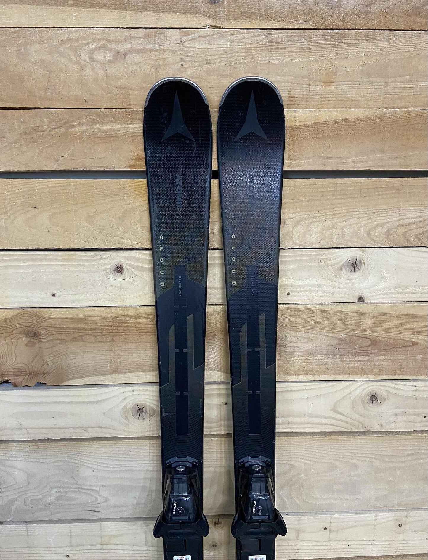 Atomic Cloud C9 Revoshock - Intermediate to Advanced Skis, 12.3 m Radius