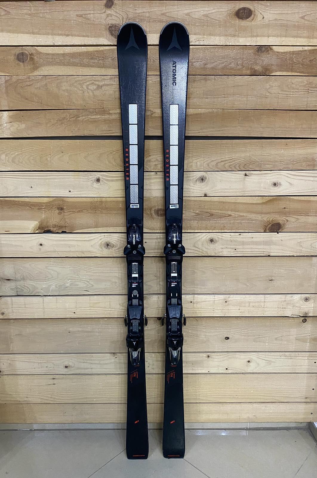 Atomic Redster X9i Revoshock - X12 Bindings, Advanced Level, Radius 15.2 m