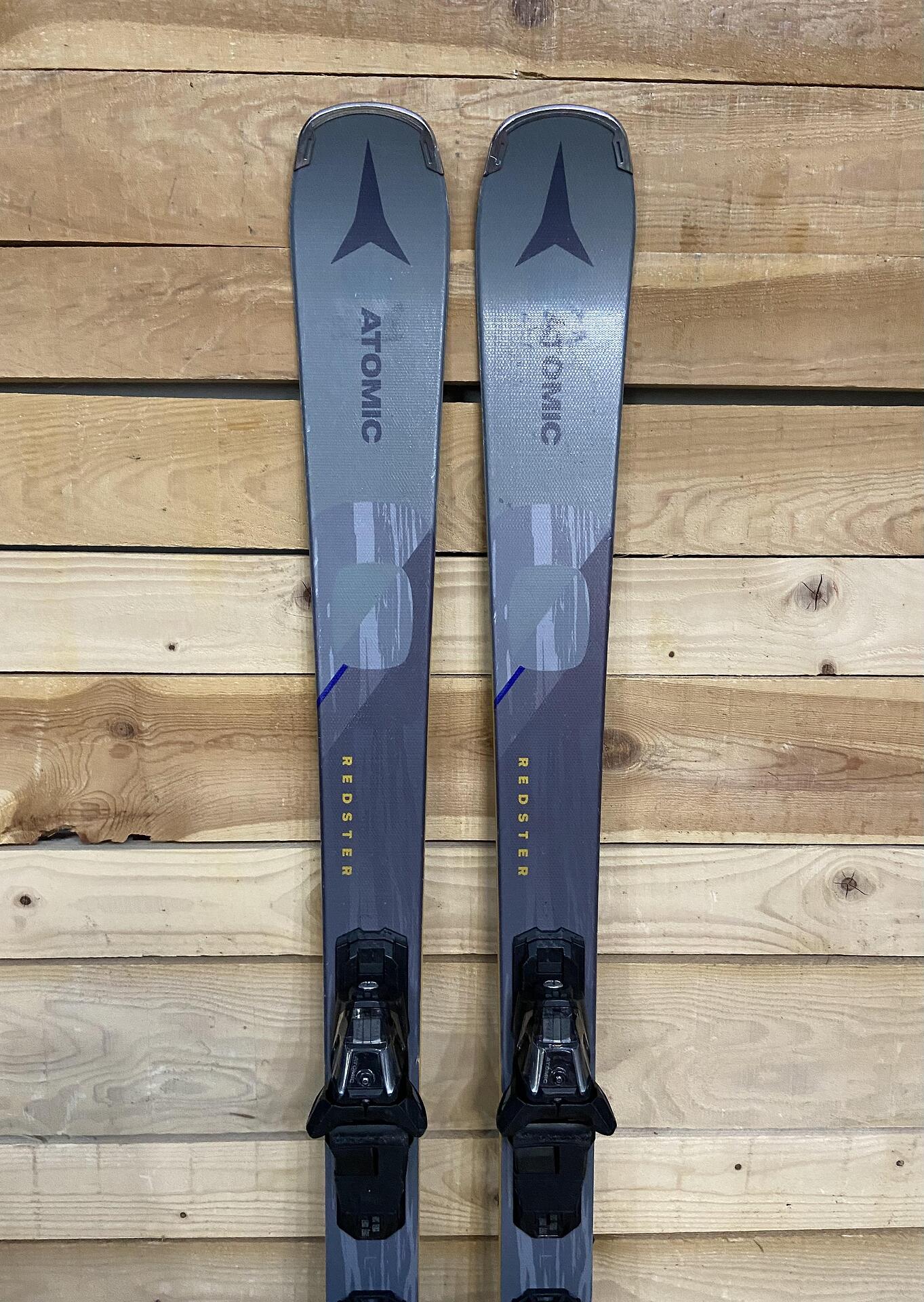 Atomic Redster Q6 - All-Rounder Ski, Intermediate Level, Radius 13.9 m