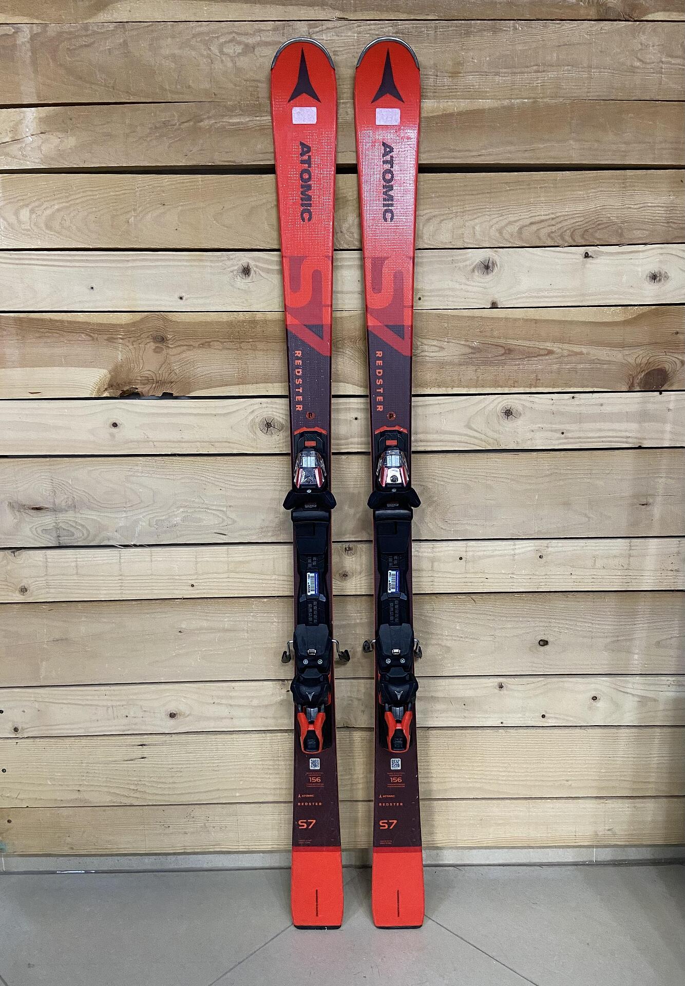 Atomic Redster S7 - Piste Ski, Intermediate Level, Radius 12.7 m