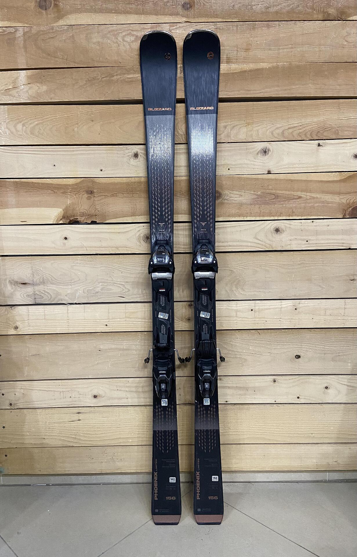 Blizzard Phoenix Limited - Skis for Beginners with 12m Radius