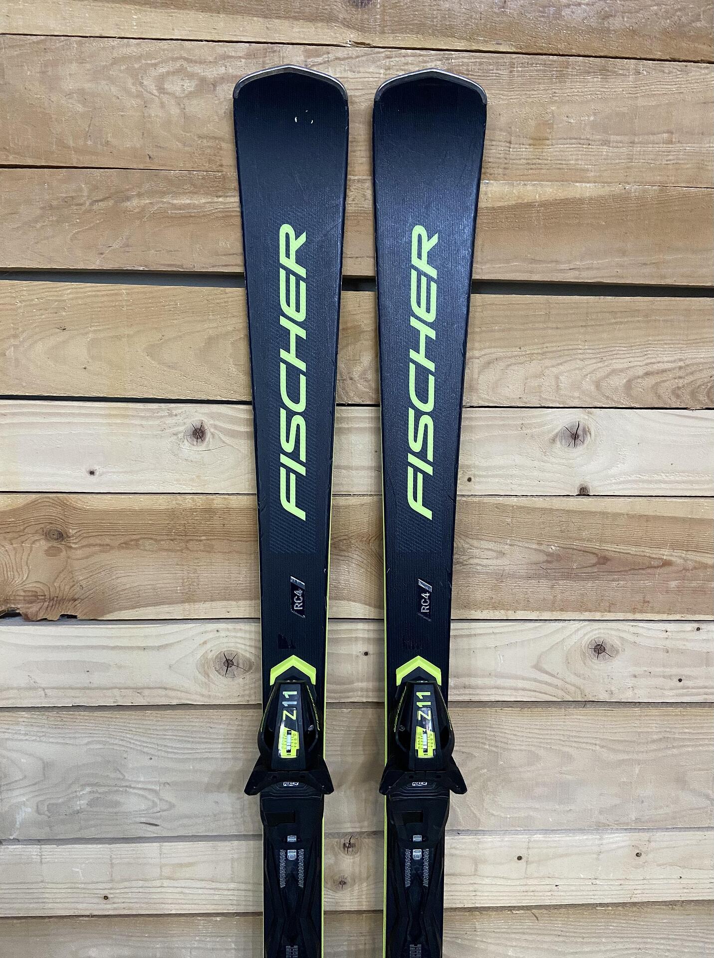 Fischer RC4 Superior Ti Skis with Z11 Bindings