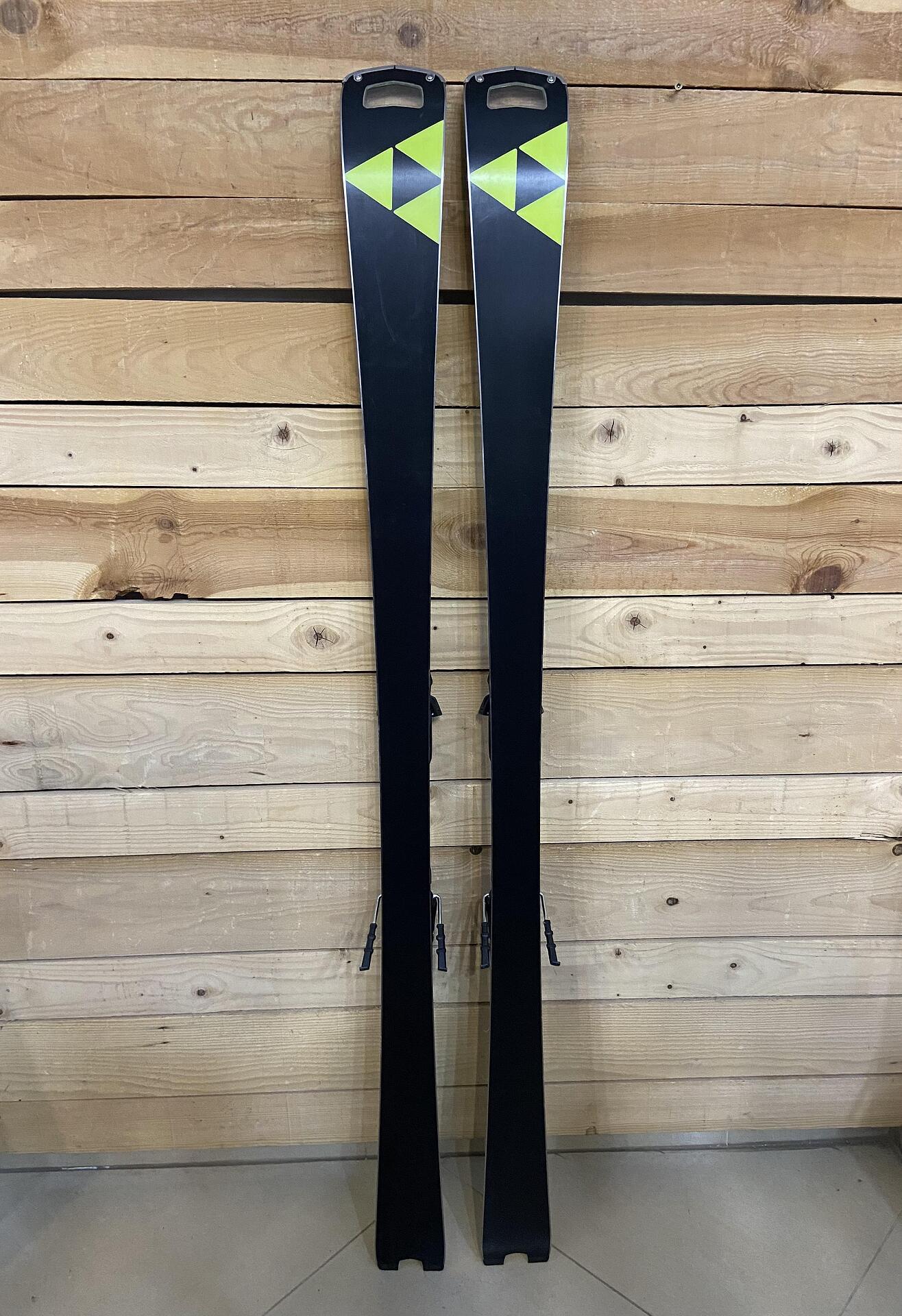 Fischer RC4 WorldCup SC Skis – Used, Advanced, Piste