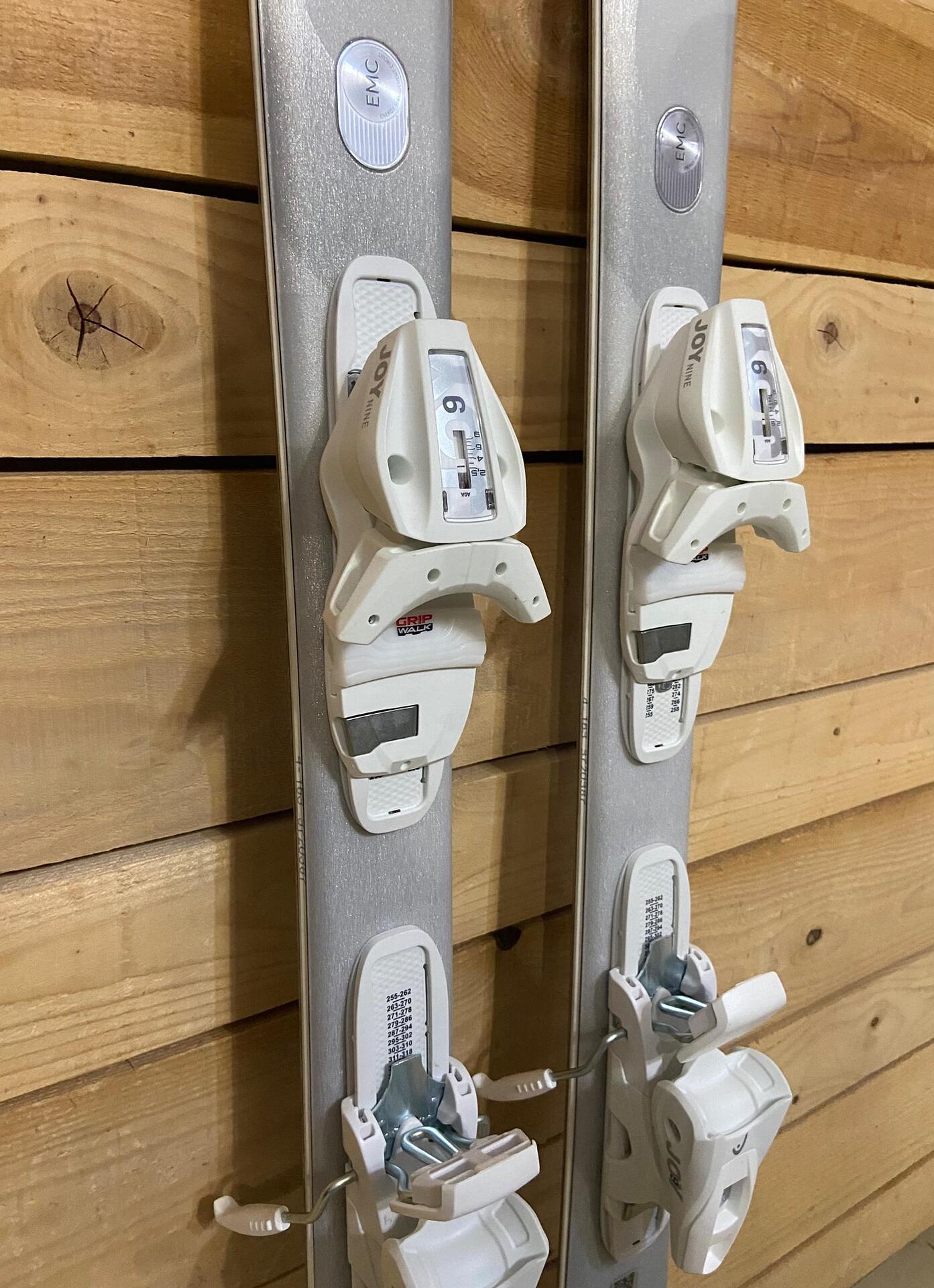 Head Pure Joy Skis with Joy 9 GW Bindings