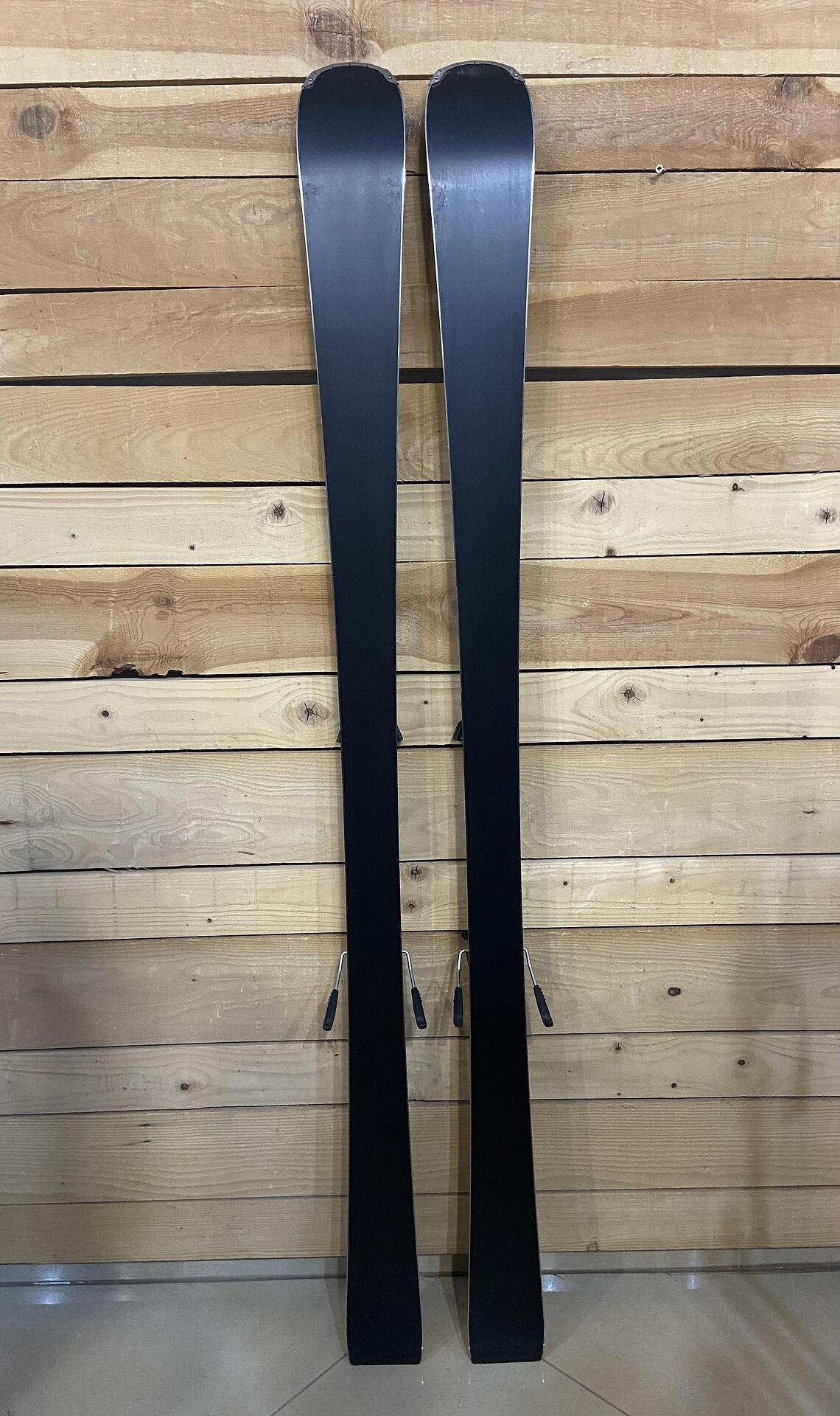 Head Shape SX Skis - Piste, Beginner/Intermediate