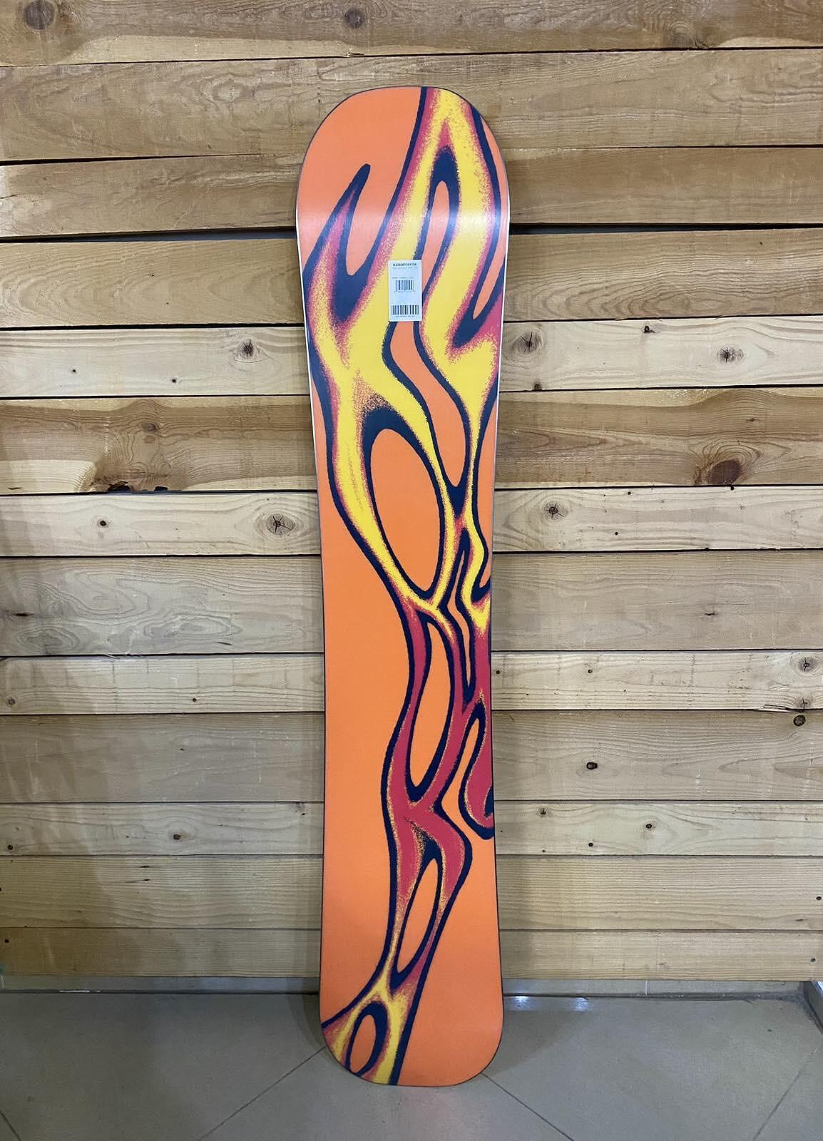 K2 Gateway Pop Snowboard - All-Mountain Versatility with Style