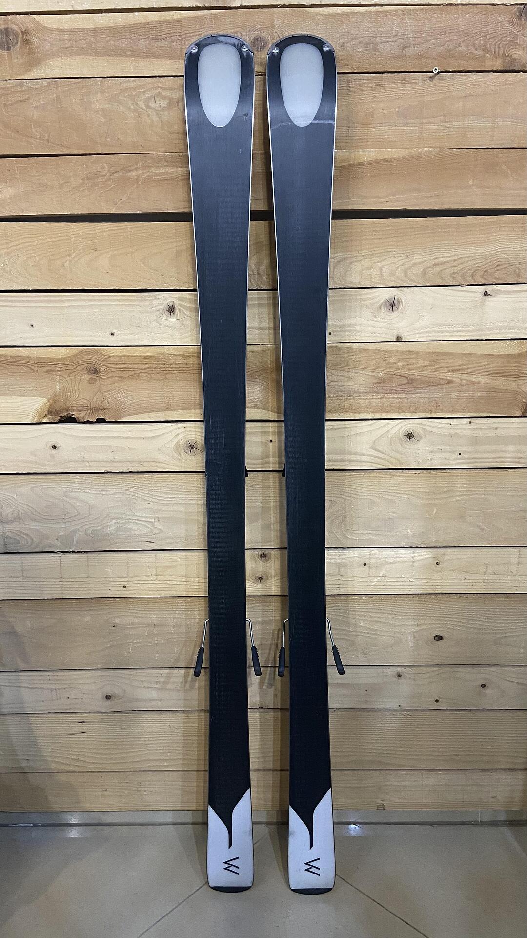 Kastle DX 73 Skis - Piste, Beginner/Intermediate