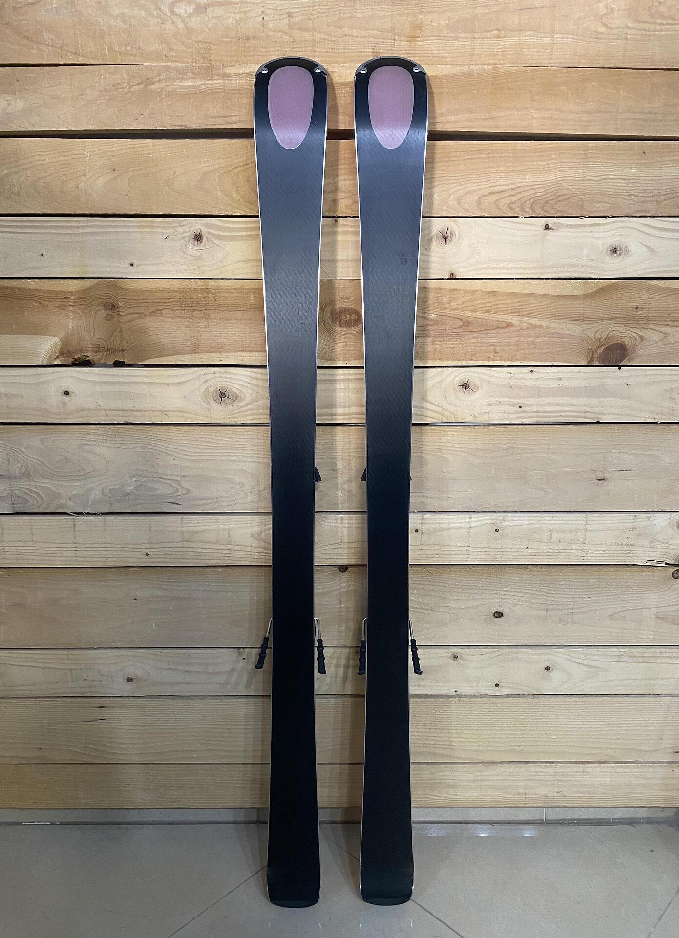 Sci Kastle DX 73 - Prestazioni versatili sulle piste