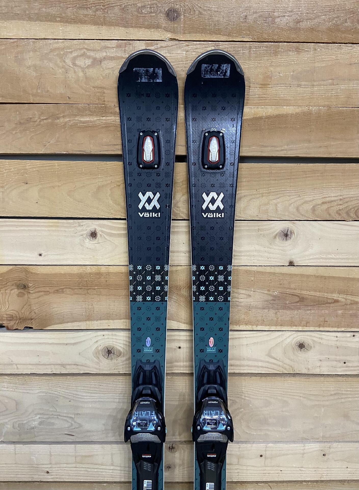Volkl Flair SC Carbon - Schiuri avansate folosite pentru pistă