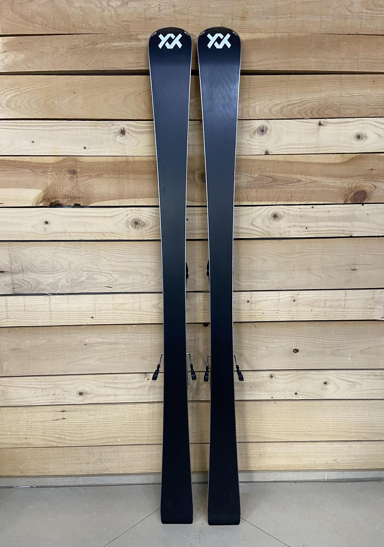Volkl Flair SC Carbon - Noi schiuri avansate pentru pistă