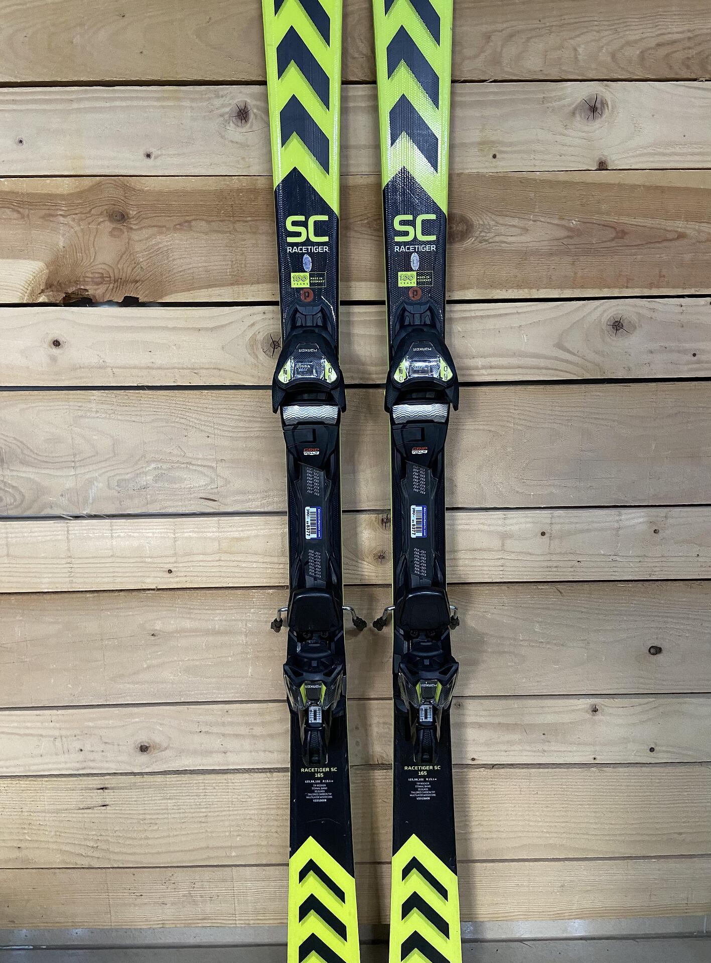 Volkl Racetiger SC - Schiuri pentru schiori intermediari până la avansați