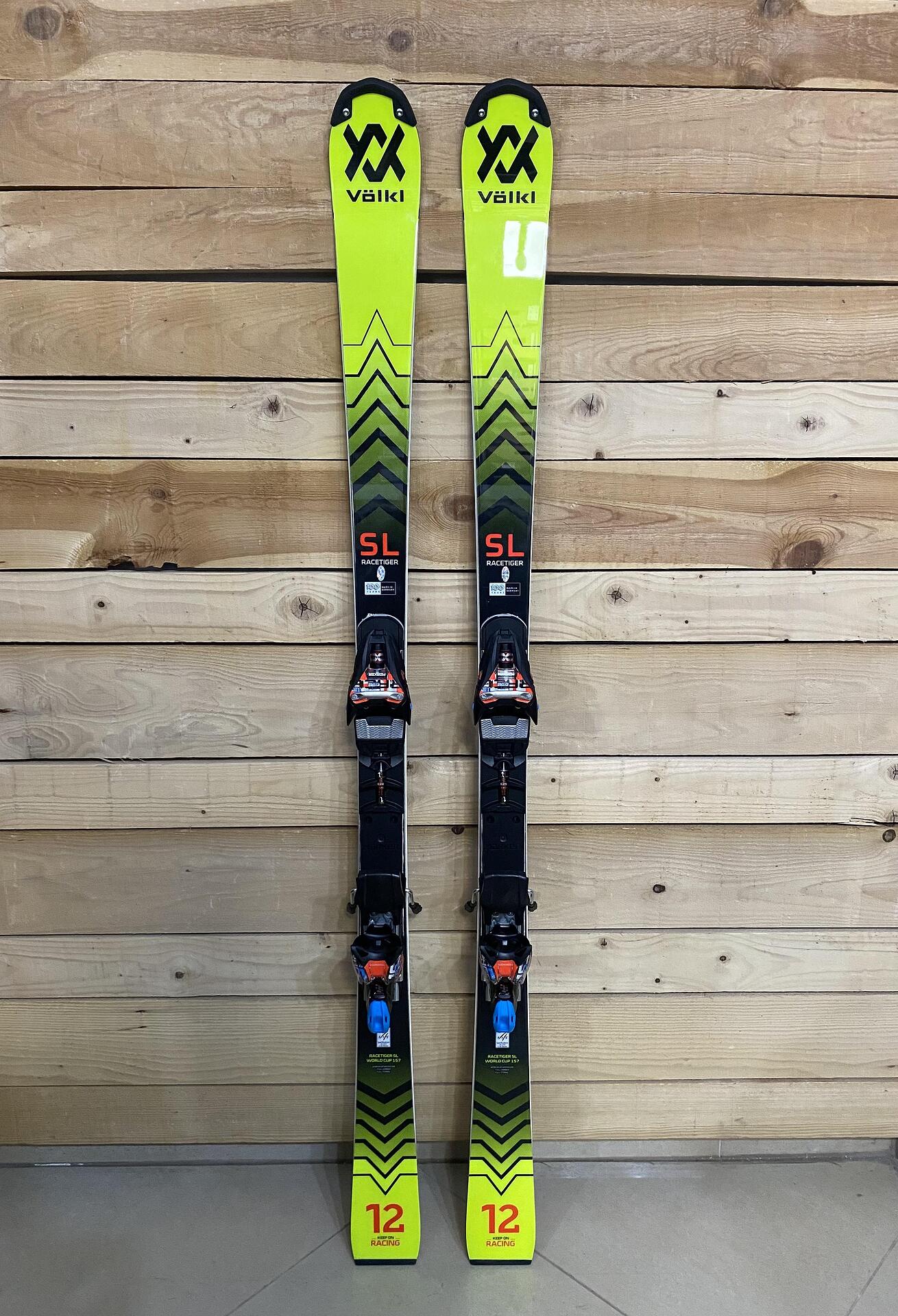 Volkl Racetiger SL FIS - Schiuri noi pentru schiori experți