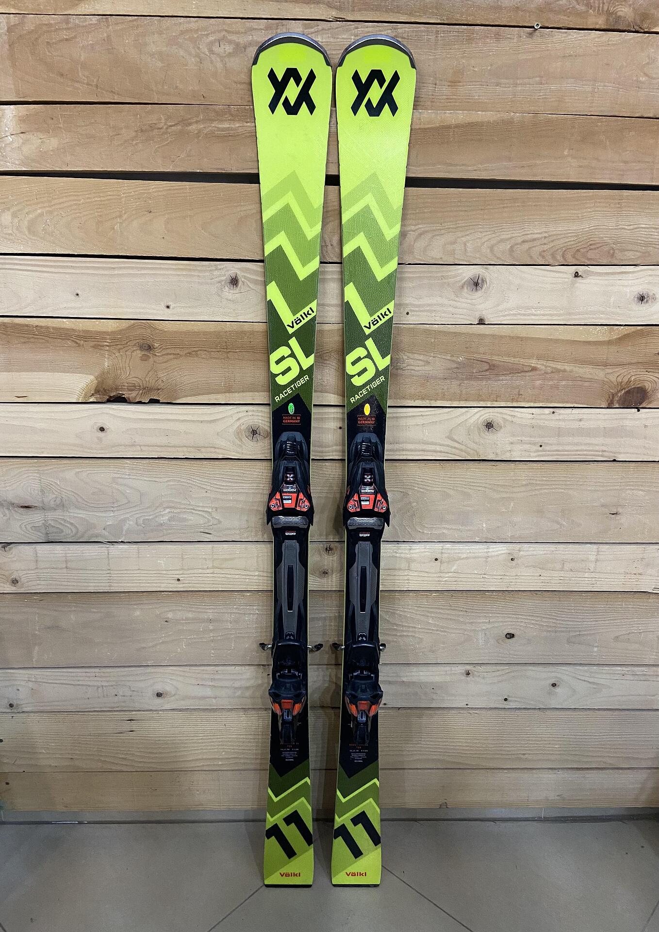 Volkl Racetiger SL Skis - Piste, Advanced