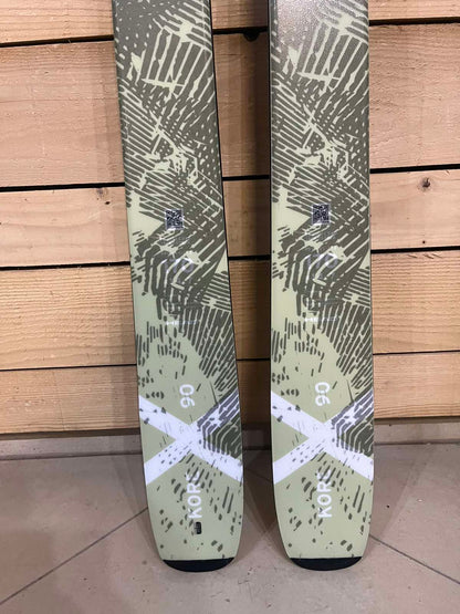 HEAD Kore X 90 LYT-PR – Versatile All-Mountain Ski with Advanced Safety