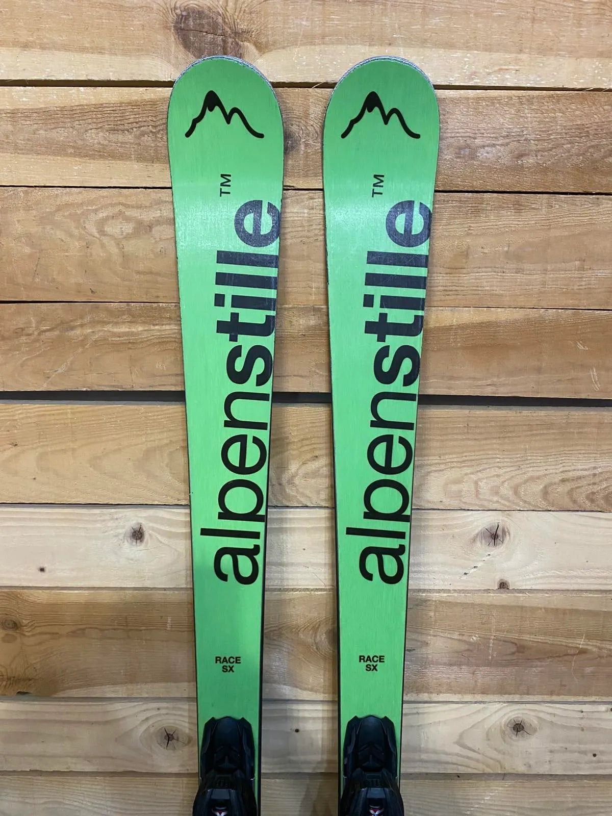 Alpenstille Race SX - Piste Skis