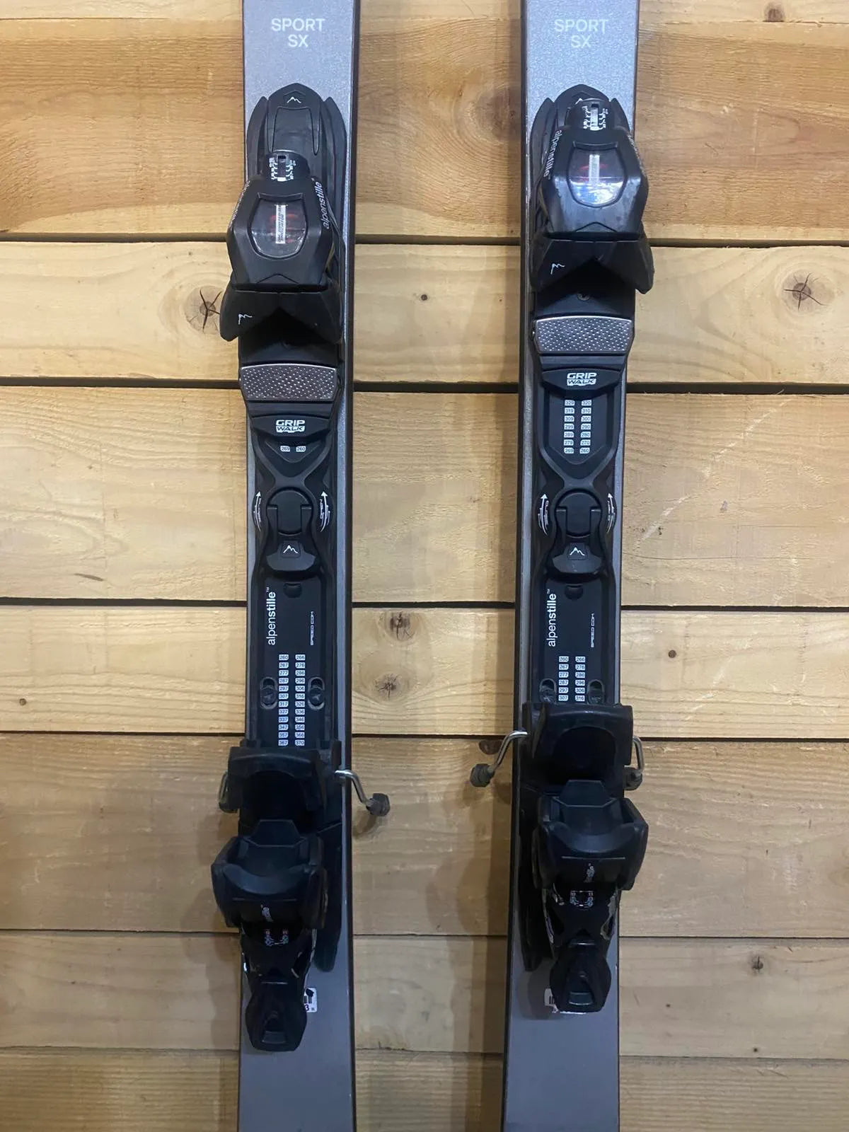 Alpenstille Sport SX - Piste Skis