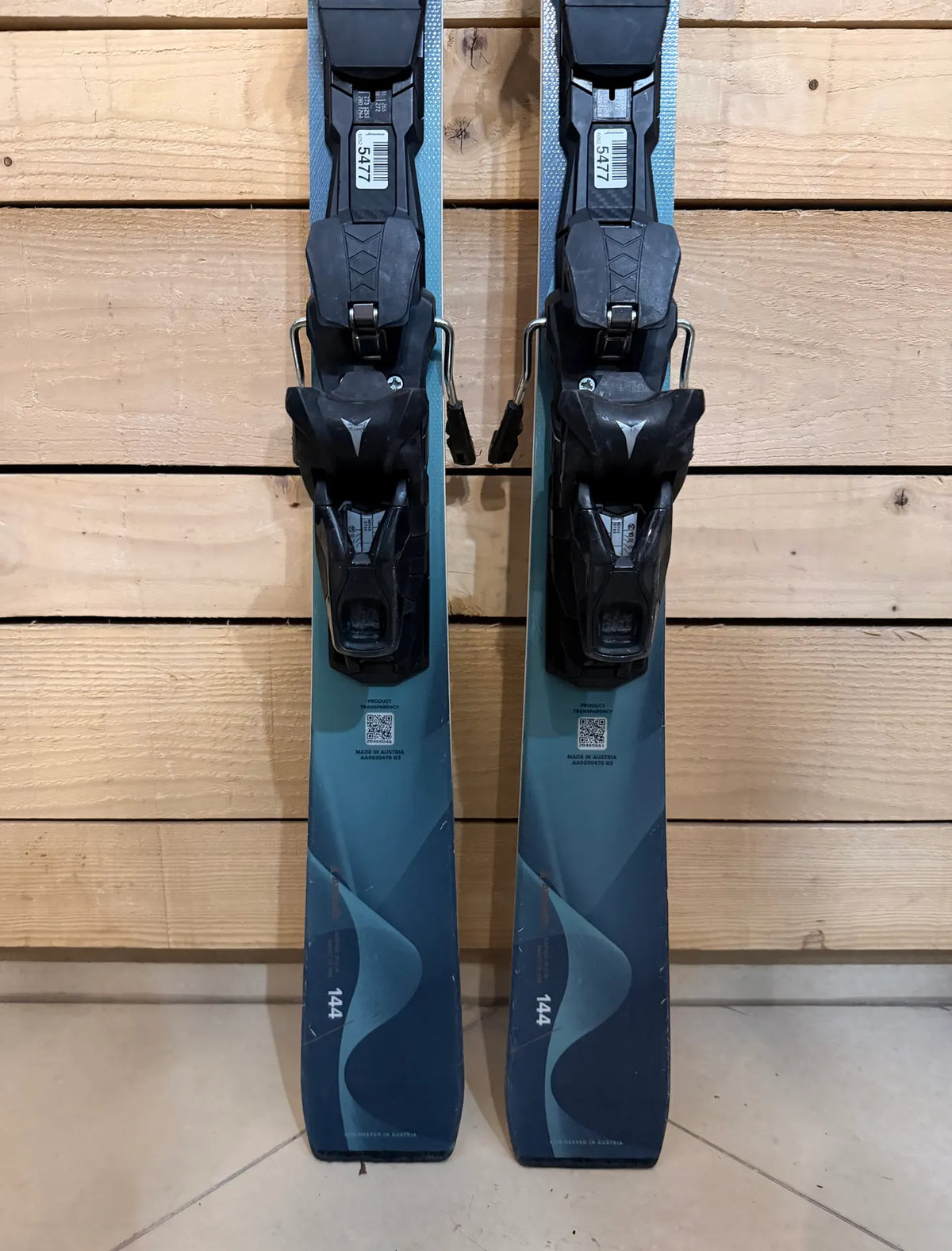 Atomic Cloud Q14 Revoshock S - Women's All-Mountain Skis