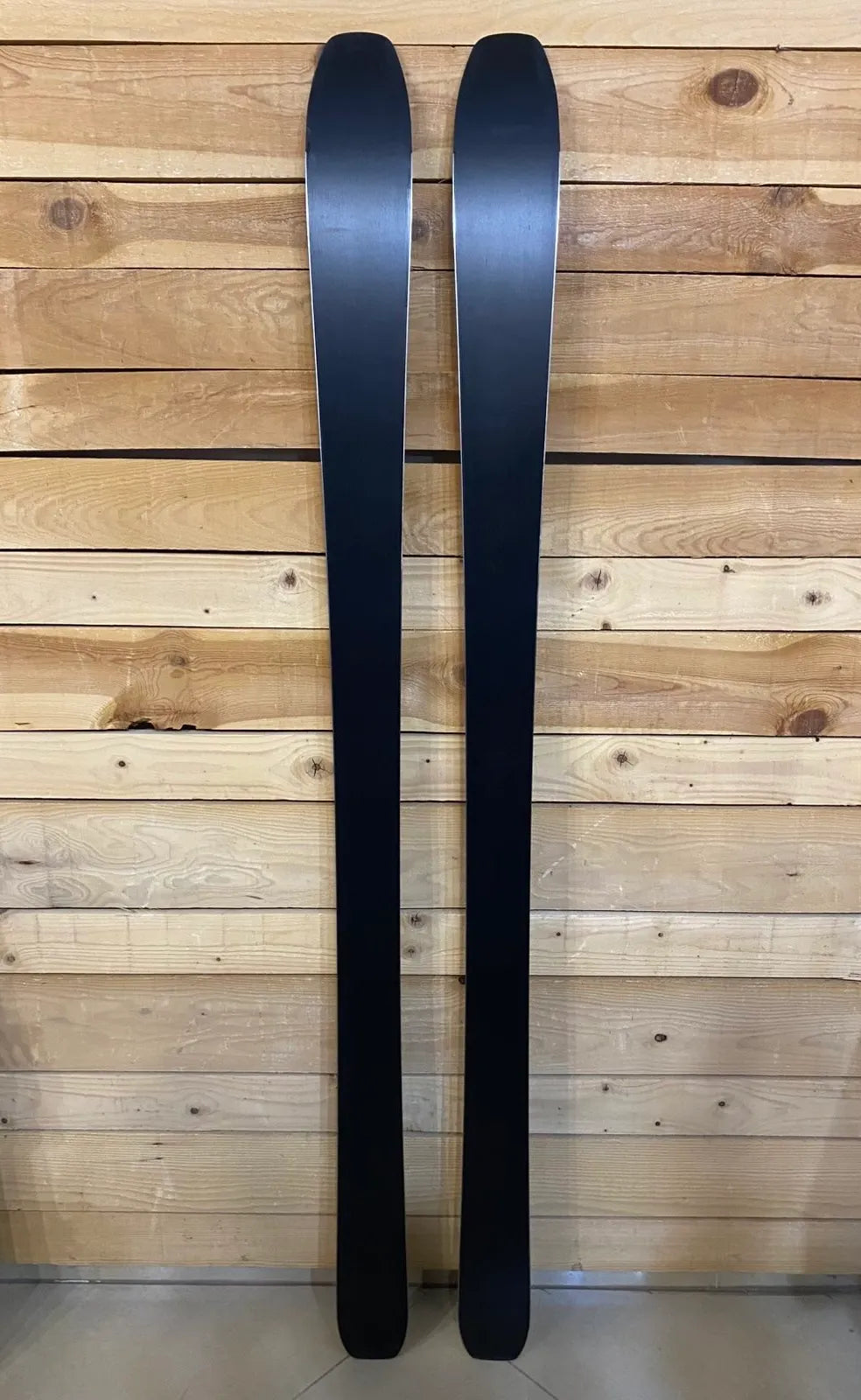 Atomic Maverick 86C - All-Mountain Skis
