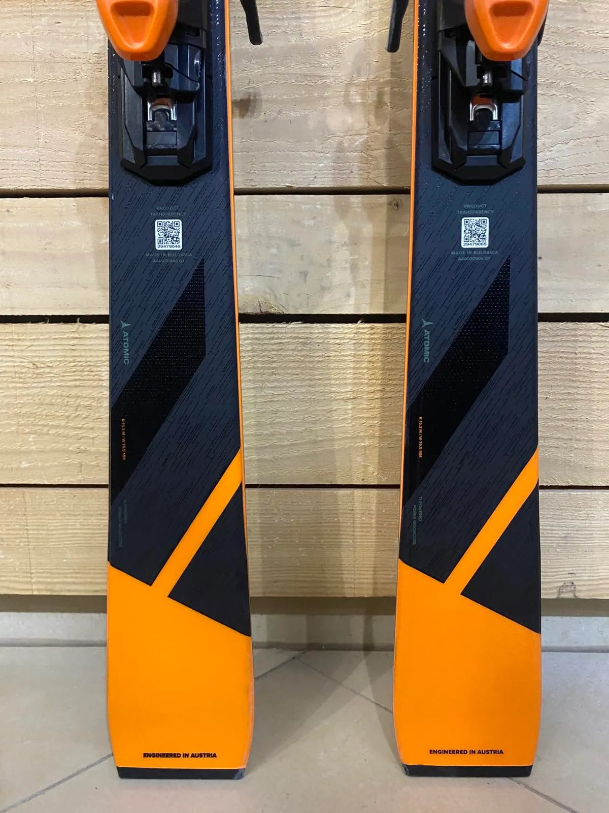 Atomic Redster Q TI - Versatile Piste Skis for Variable Conditions