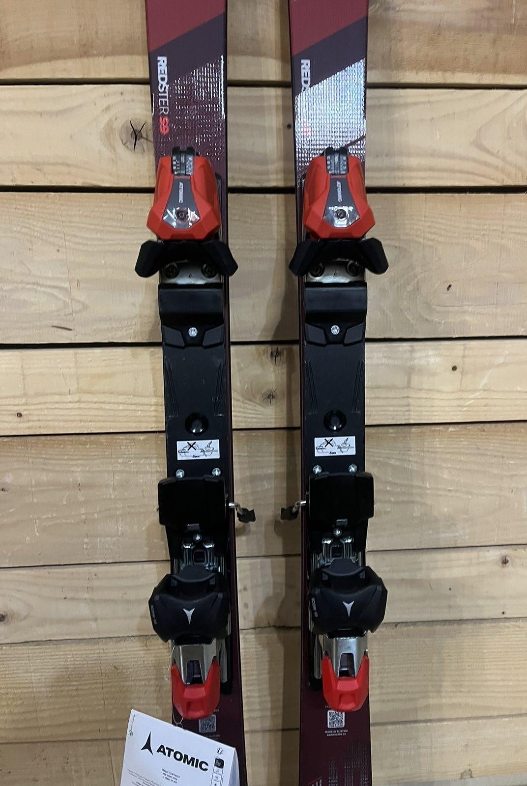 Atomic Redster S9 FIS Junior Skis with Icon 10 Bindings - SL Race