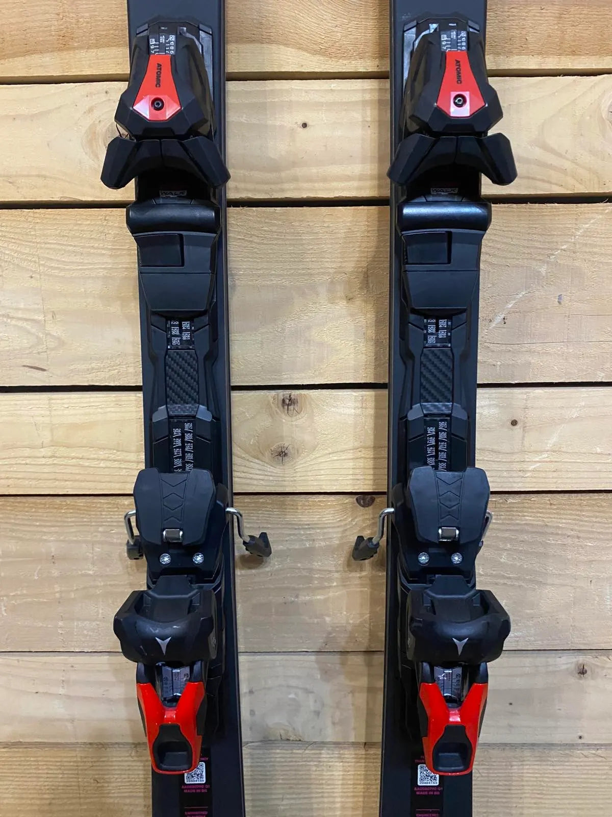 Atomic Redster TI - Piste Skis
