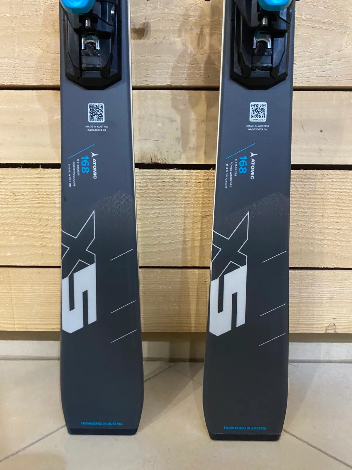 Atomic Redster X5 - Piste Skis