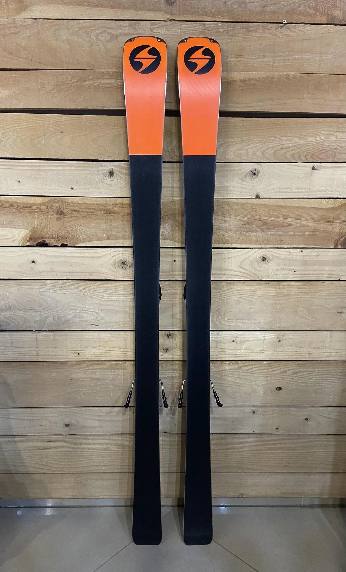 Blizzard Phoenix Limited - Piste Skis for Intermediates