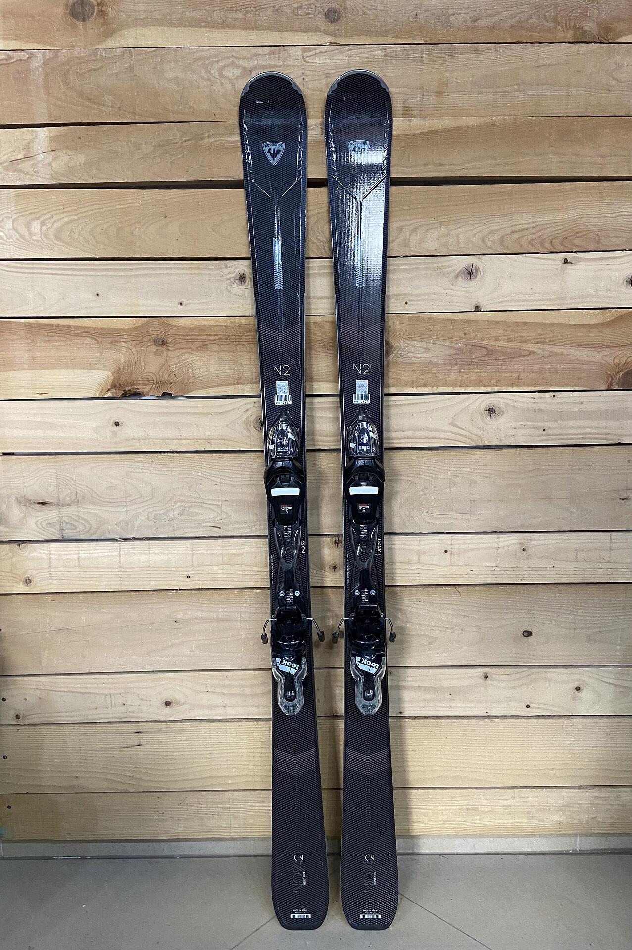 Rossignol Nova 2 - Beginner-Friendly Ski for Versatile Terrain