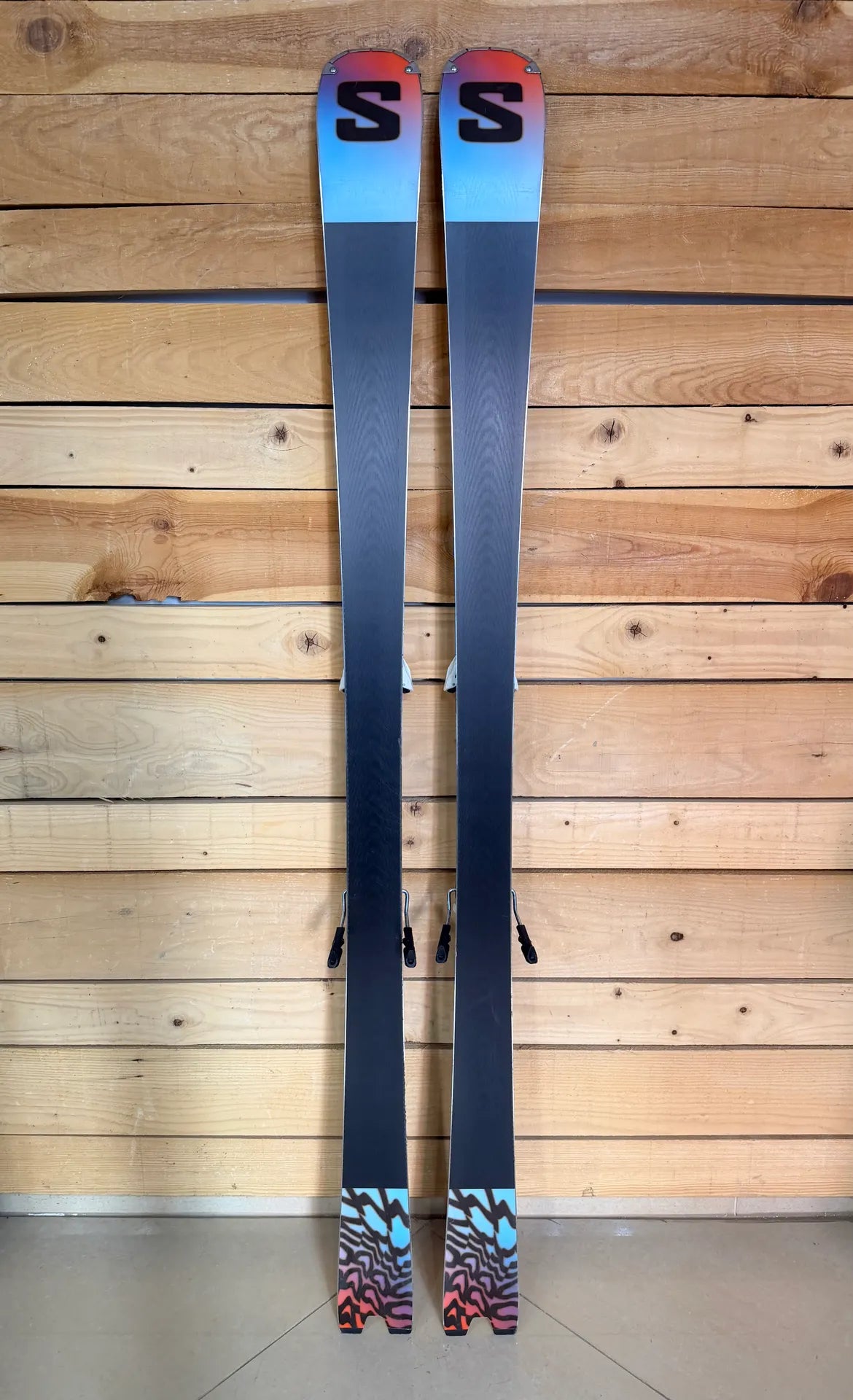 Salomon Addikt - Piste Skis